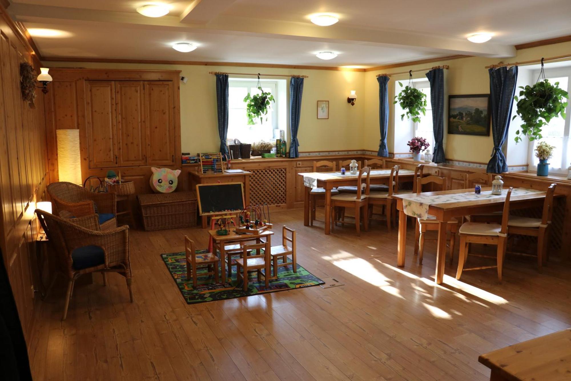Apartmany Nad Stajemi - Jitravsky Dvorec Rynoltice Buitenkant foto